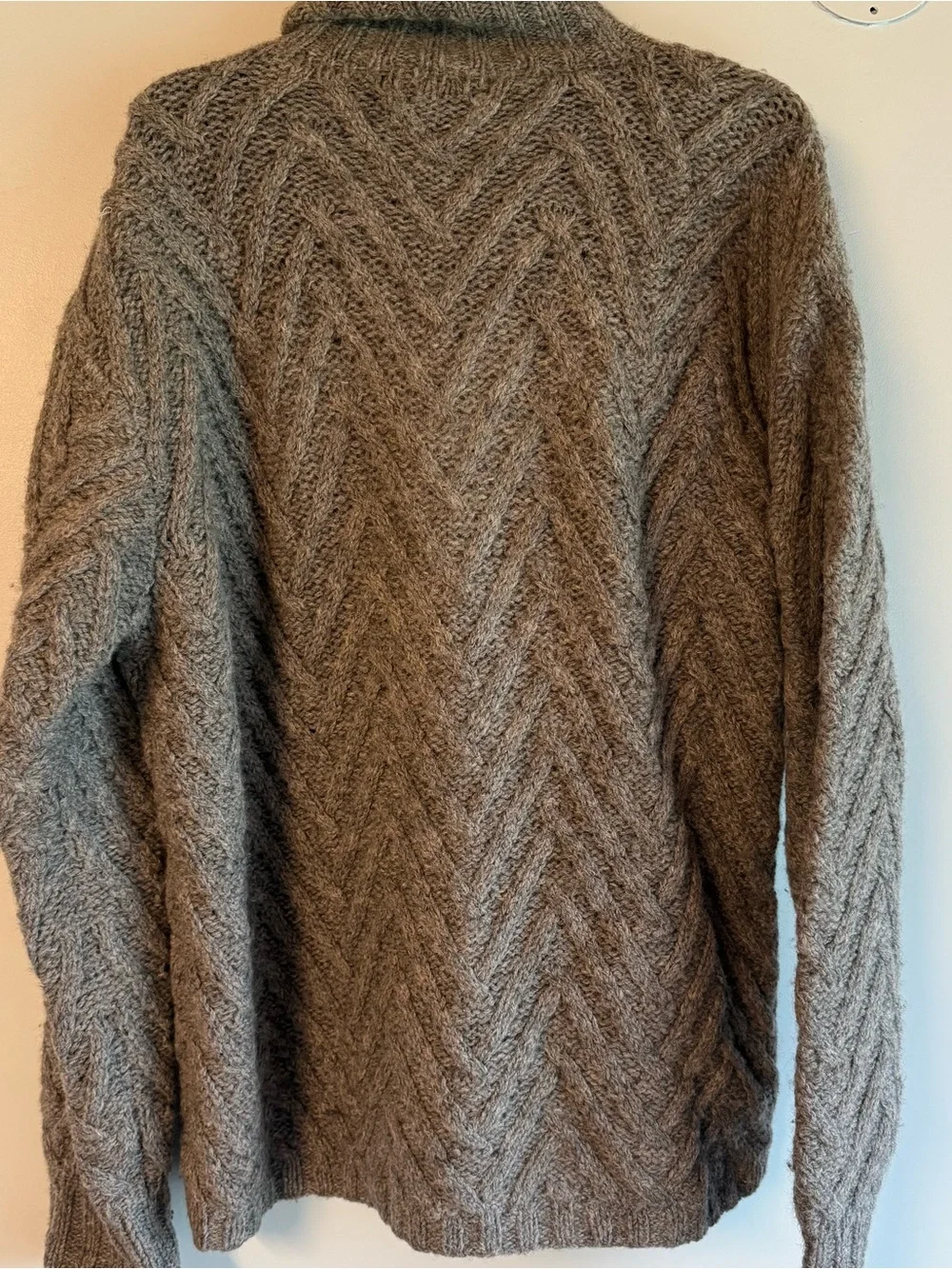 Club Monaco Gray Turtleneck Chevron Cable Knit Sweater